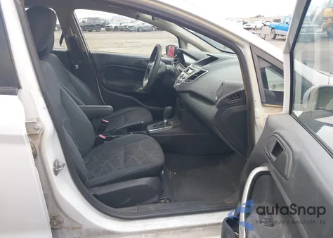 2012 Ford Fiesta Se z USA, uszkodzony, nr VIN 3FADP4BJ0CM105655